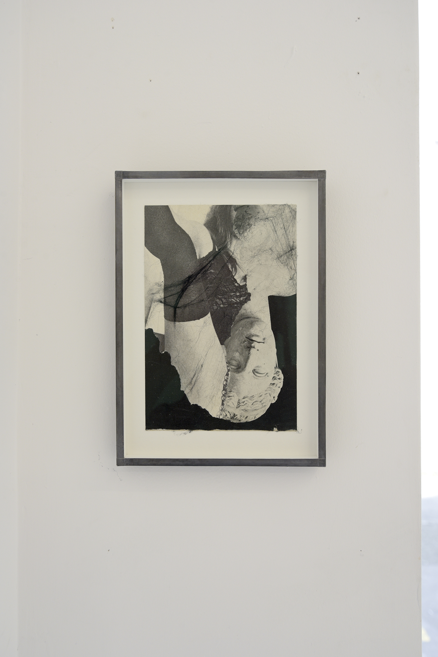 Altar To Altar
installation view, Julio artist-run space, Paris, 2020 